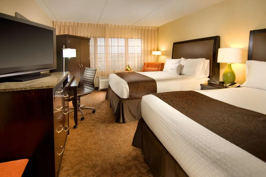 DoubleTree by Hilton Sterling - Dulles Airport hotel detail image 6