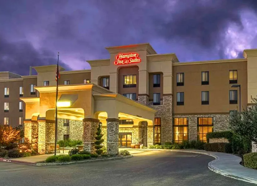 Hampton Inn & Suites Sacramento-Elk Grove Laguna I-5 hotel detail image 2