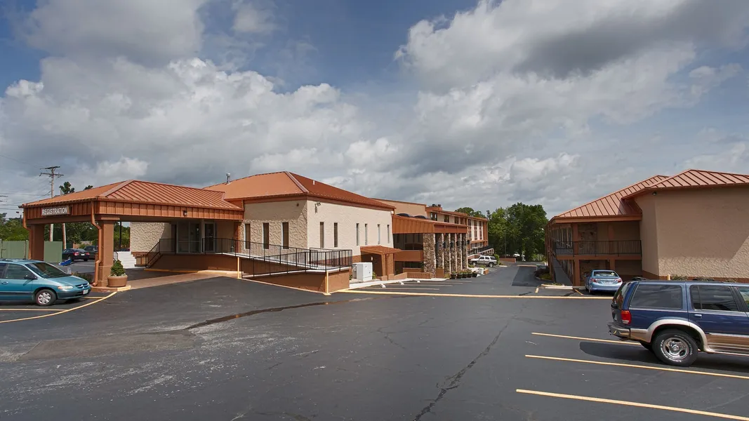 Best Western Center Pointe Inn hotel detail image 6