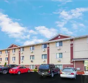 Super 8 by Wyndham Kenosha/Pleasant Prairie hotel detail image 3