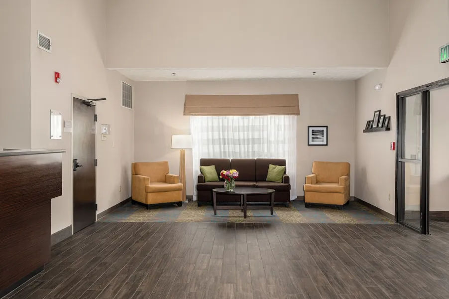 SureStay by Best Western Summerville Flowertown hotel detail image 6