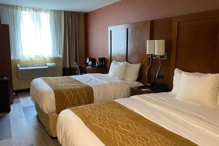 Ramada by Wyndham New York Times Square West hotel detail image 6