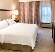Hampton Inn & Suites Orlando/East UCF Area hotel detail image 7