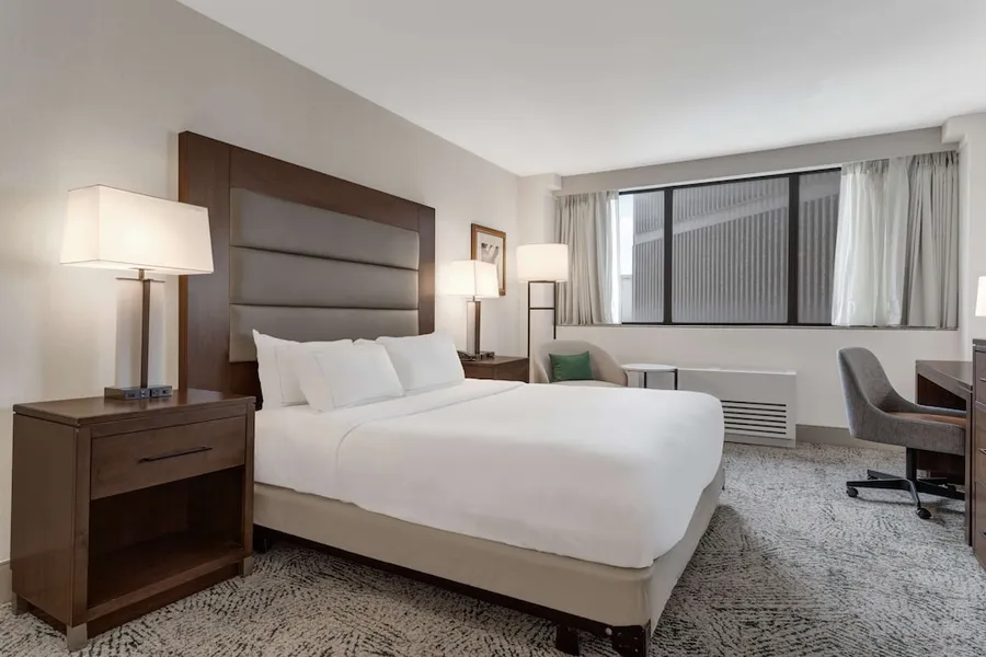 Hilton Arlington National Landing hotel detail image 6
