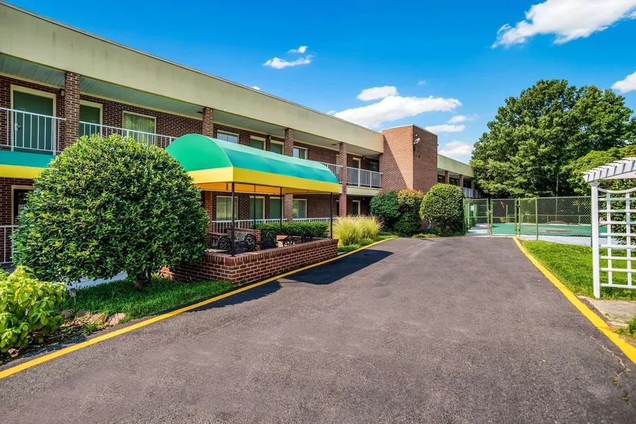 Quality Inn Mt. Vernon hotel detail image 2