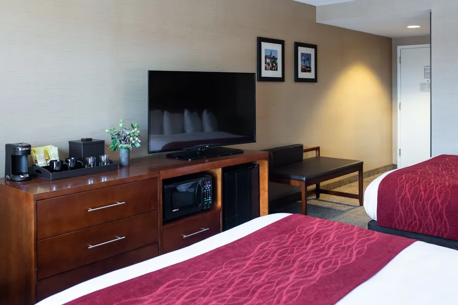 Comfort Inn & Suites Logan International Airport hotel detail image 6