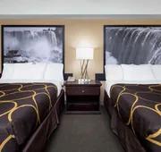 Super 8 by Wyndham Niagara Falls by the Falls hotel detail image 3