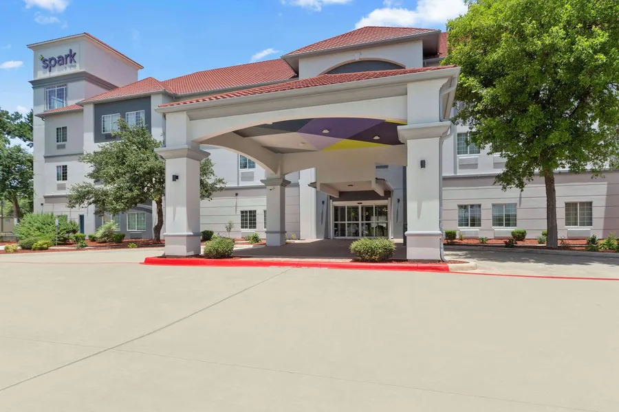 Spark by Hilton San Antonio Dominion hotel detail image 2
