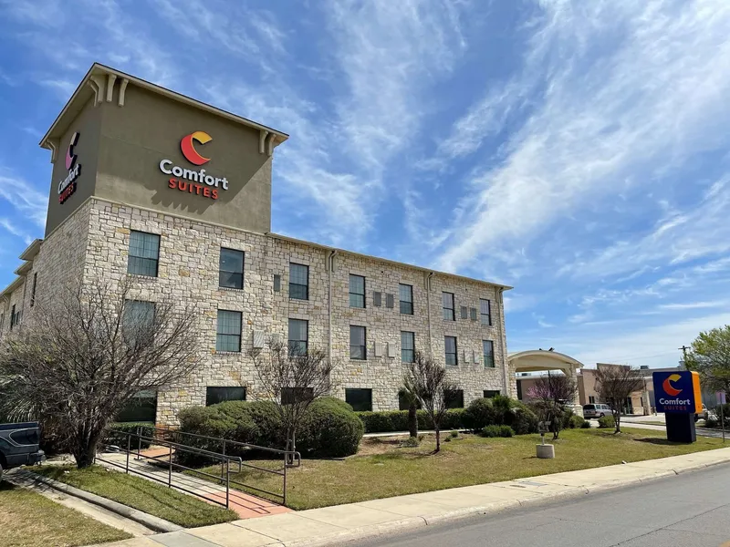 Comfort Suites San Antonio SeaWorld - Lackland AFB hotel detail image 2