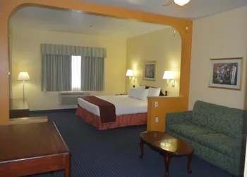 Howard Johnson by Wyndham San Antonio NW Medical C hotel thumbnail 7