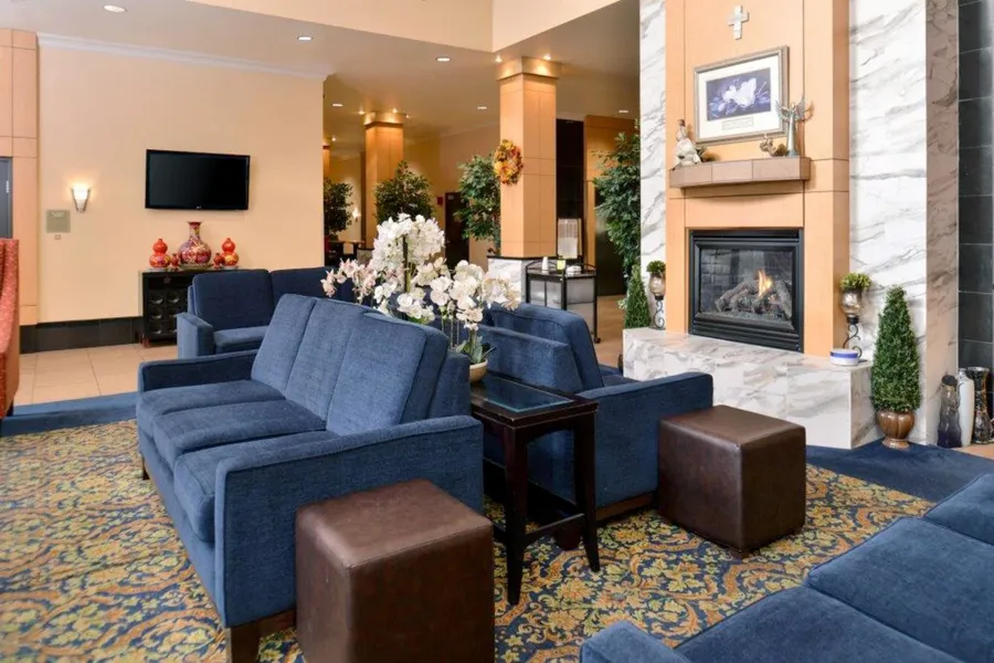 Comfort Suites Airport Tukwila Seattle hotel detail image 6