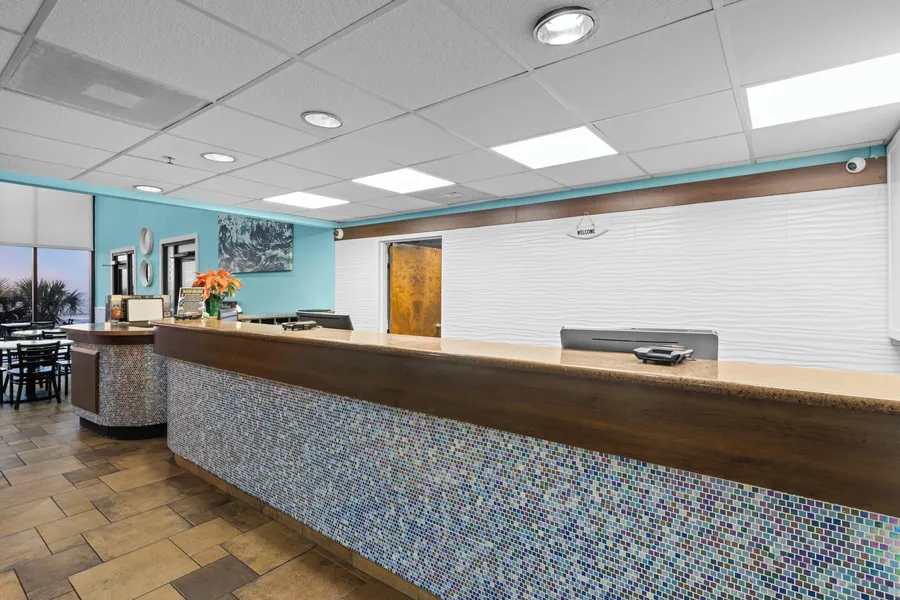Monterey Bay Suites hotel detail image 6