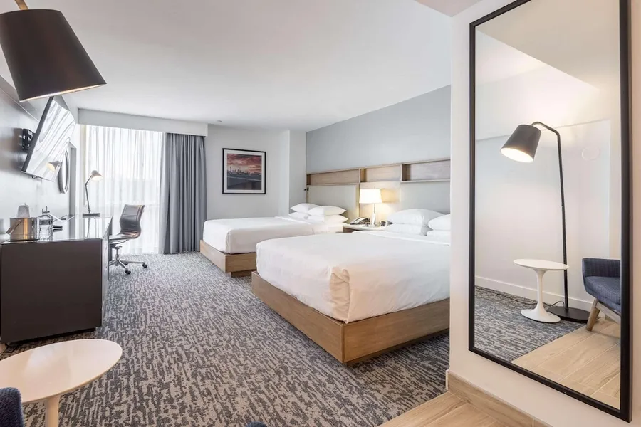 DoubleTree by Hilton New York JFK Airport hotel detail image 6
