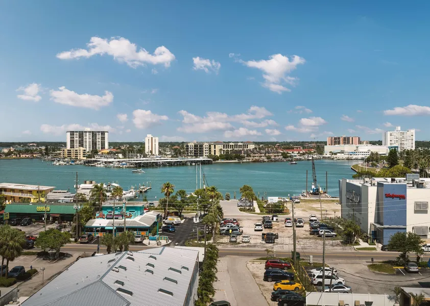 Hilton Clearwater Beach Resort & Spa hotel detail image 6