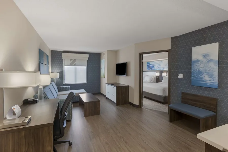 Executive Residency by Best Western Toronto-Mississauga hotel detail image 6