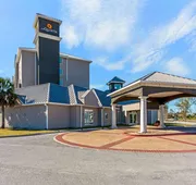 La Quinta Inn & Suites by Wyndham Panama City hotel detail image 3
