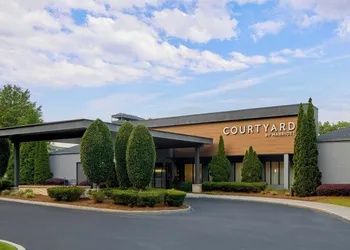 Courtyard by Marriott Atlanta Windy Hill/Ballpark hotel thumbnail 2