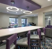 La Quinta Inn & Suites by Wyndham Snellville-Stone Mountain hotel detail image 7