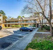 HomeTowne Studios by Red Roof Atlanta - Norcross Downtown hotel detail image 4