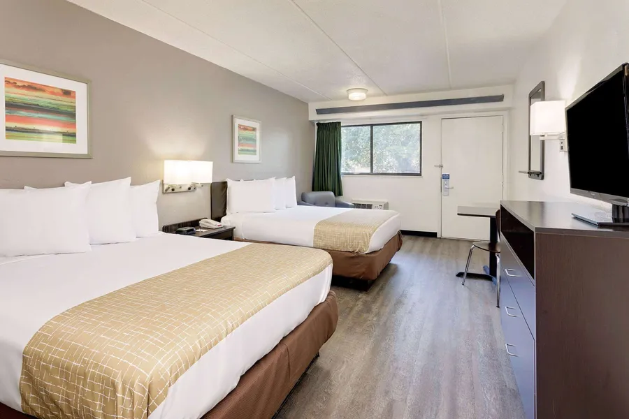 Travelodge by Wyndham College Park hotel detail image 6