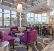 La Quinta Inn & Suites by Wyndham Clifton/Rutherford hotel detail image 7