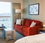 Renaissance Newark Airport Hotel hotel detail image 4