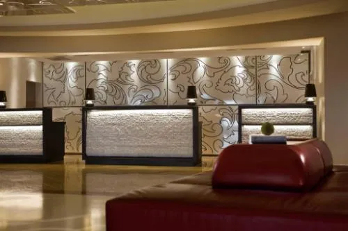 Renaissance Newark Airport Hotel hotel detail image 6