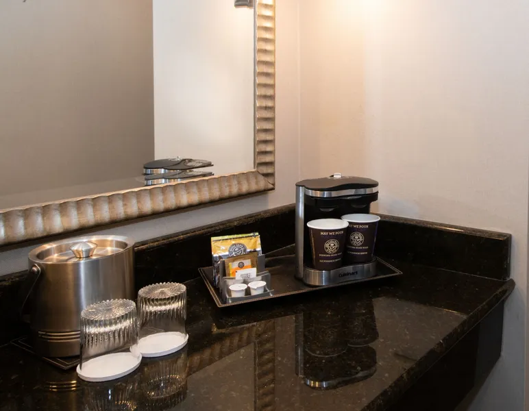 DoubleTree Suites by Hilton Hotel Philadelphia West hotel detail image 2