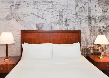 DoubleTree Suites by Hilton Hotel Philadelphia West hotel thumbnail 4