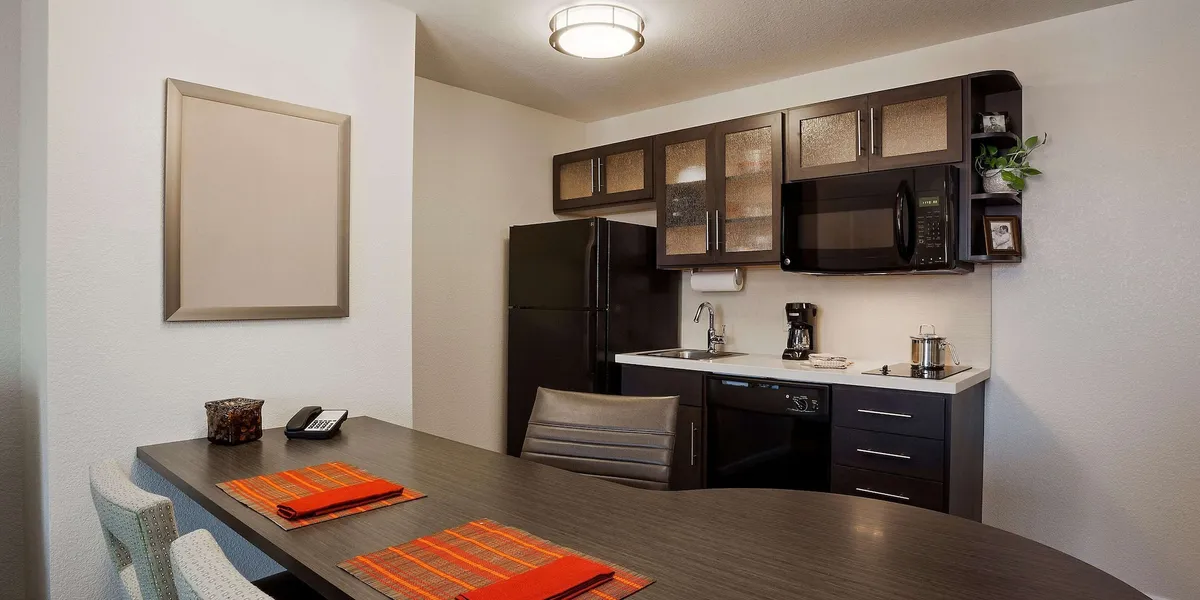 Sonesta Simply Suites Philadelphia Mount Laurel hotel detail image 6