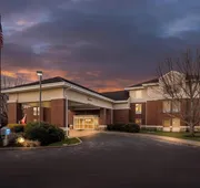 Hampton Inn & Suites Newtown hotel detail image 4