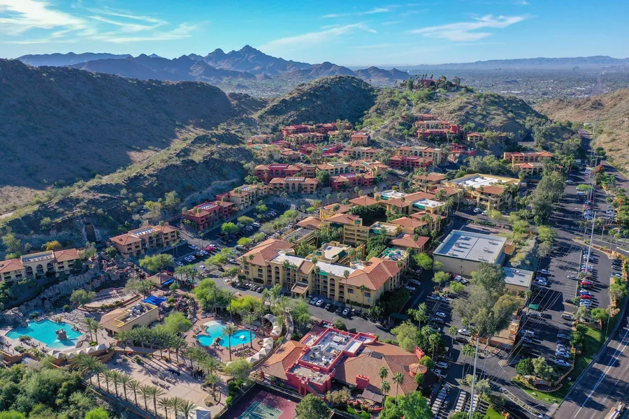 Hilton Phoenix Tapatio Cliffs Resort hotel detail image 6