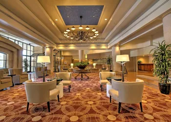 Sheraton Crescent Hotel hotel thumbnail 3