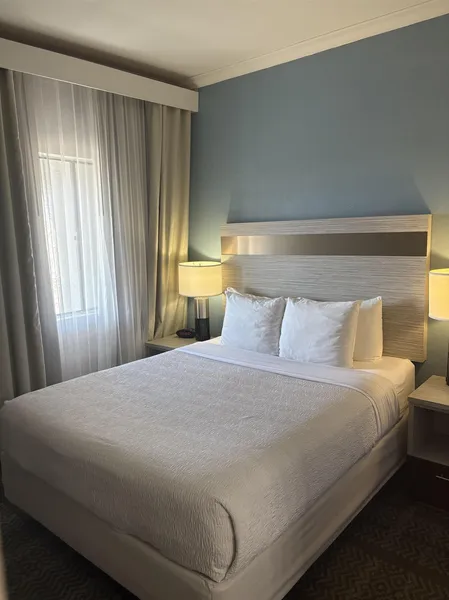 SureStay InnSuites Phoenix Hotel & Suites by Best Western hotel detail image 6