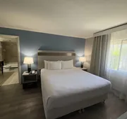 SureStay InnSuites Phoenix Hotel & Suites by Best Western hotel detail image 7