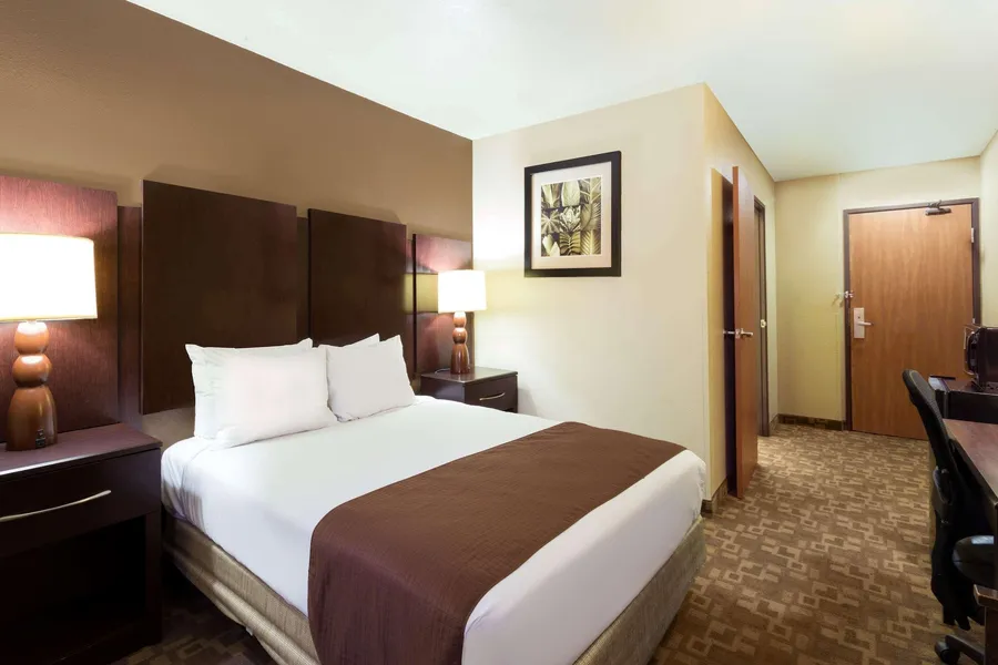 Rodeway Inn & Suites Chandler - Phoenix South I-10 hotel detail image 6