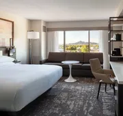Marriott Phoenix Airport hotel detail image 7
