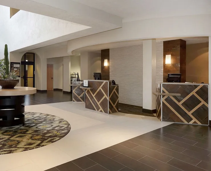 Embassy Suites by Hilton Phoenix Tempe hotel detail image 2