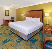 Travelodge by Wyndham Phoenix North hotel detail image 3