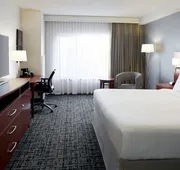 Fairfield Inn & Suites by Marriott Montreal Airport hotel detail image 7