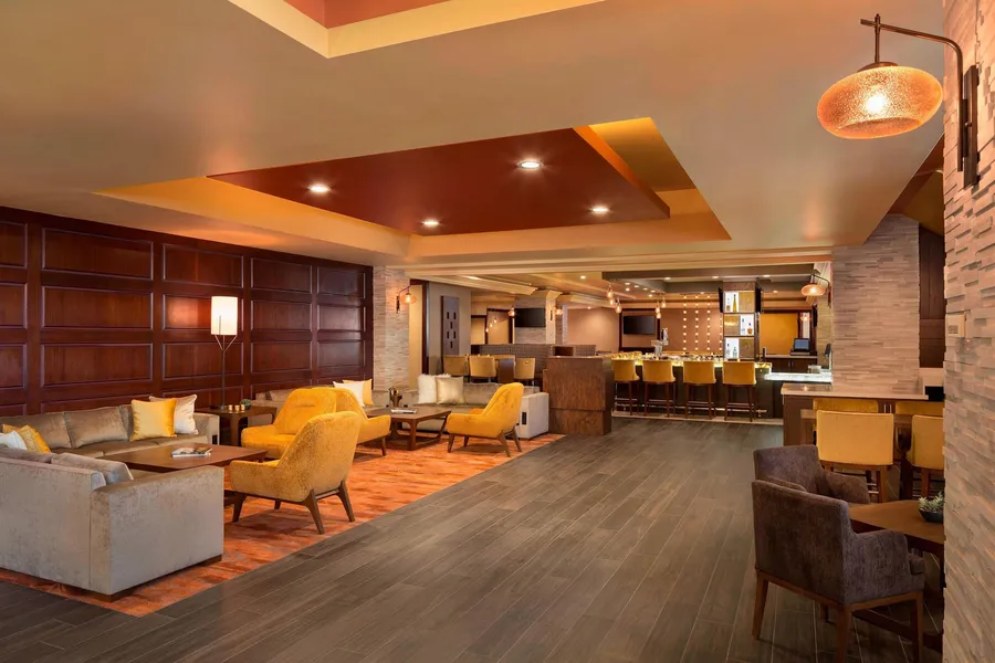 Monterey Marriott hotel detail image 2