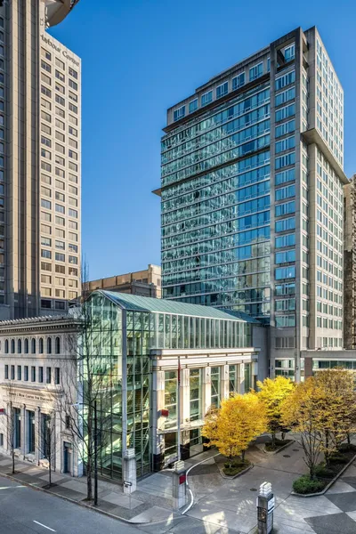 Delta Hotels by Marriott Vancouver Downtown Suites - Downtown Vancouver hotel detail image 2