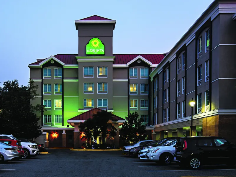 La Quinta Inn by Wyndham Vancouver Airport hotel detail image 2