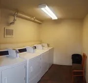 Econo Lodge Inn & Suites hotel detail image 7