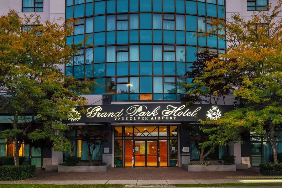 Grand Park Hotel Vancouver Airport, an Ascend Collection Hotel hotel detail image 6