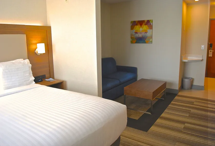 Holiday Inn Express Vancouver Airport Richmond by IHG hotel detail image 6