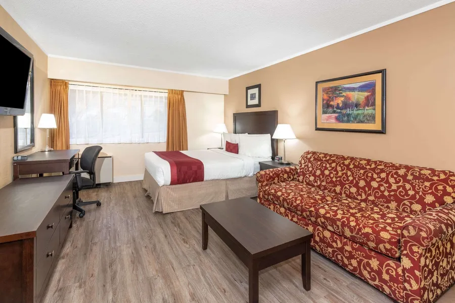 Ramada by Wyndham Coquitlam hotel detail image 6