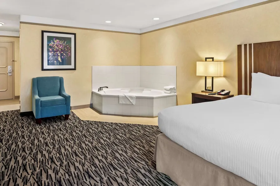 Best Western Plus Pitt Meadows Inn & Suites hotel detail image 6