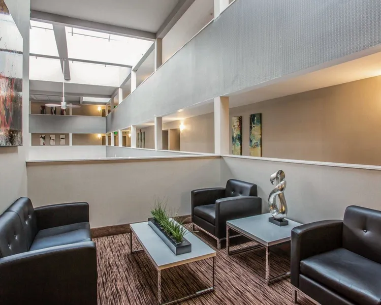 Quality Suites Nashville Airport hotel detail image 6