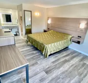 Brentwood Inn & Suites hotel detail image 4